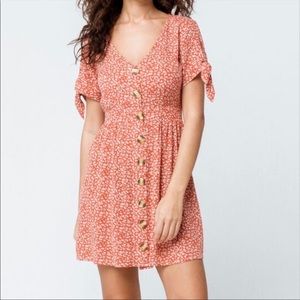 Beautiful sky and sparrow dress